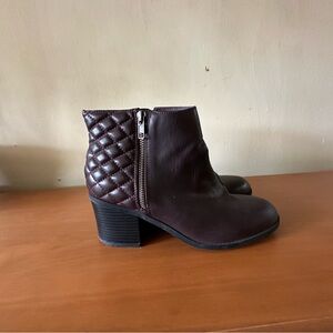 Chic Quilted Brown Ankle Boots